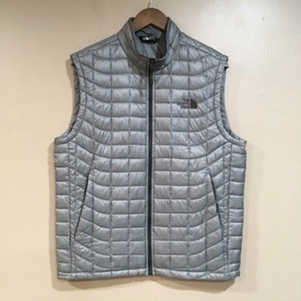 The North Face ThermoBall Puffer Vest Mens M Silver Outdoor Hiking Eco Insulated